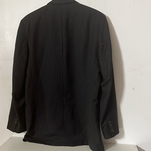HUGO BOSS Men's Black Pinstripe Blazer ACCEPTING OFFERS Size 38R - Picture 7 of 9